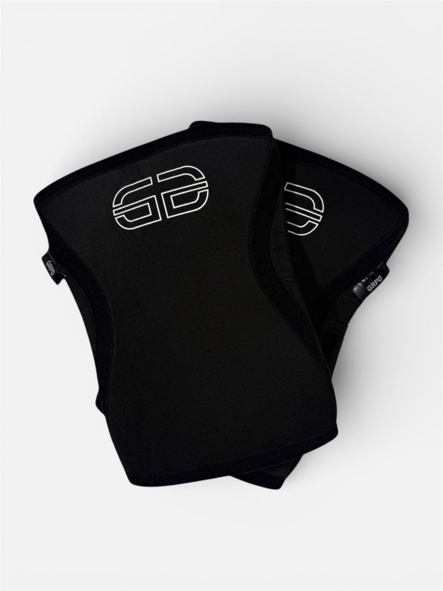KNEE SLEEVES