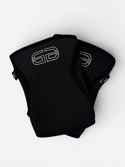 KNEE SLEEVES